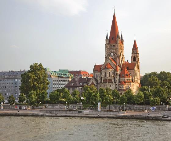 vienna 460x560