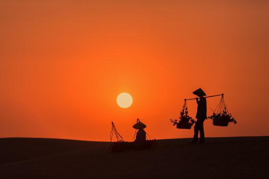 silhouette people the red sand mui ne red sand hill